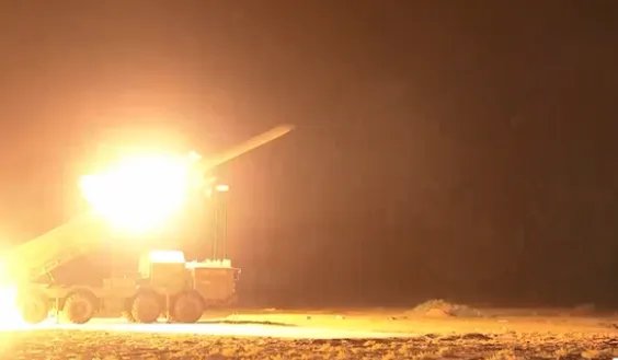 东风快递发出最牛烟花秀了？