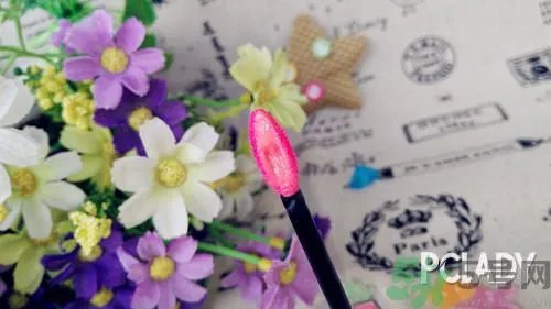 美宝莲好气色唇露色号试色 美宝莲好气色唇露怎么样