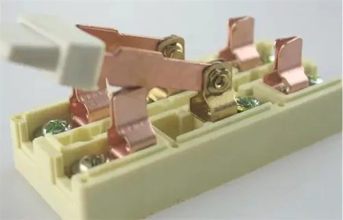 保险丝是什么材料