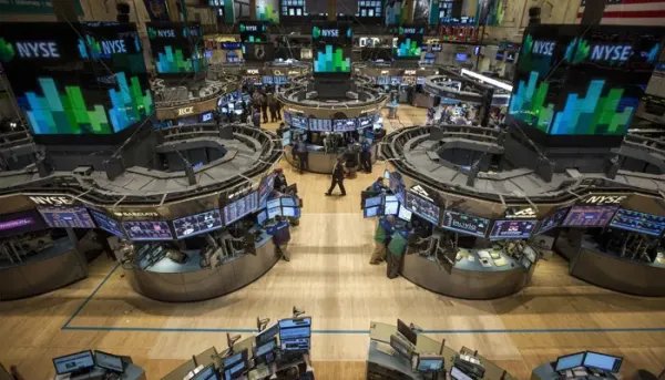 美国三大股指13日全线暴跌，将会造成哪些影响？