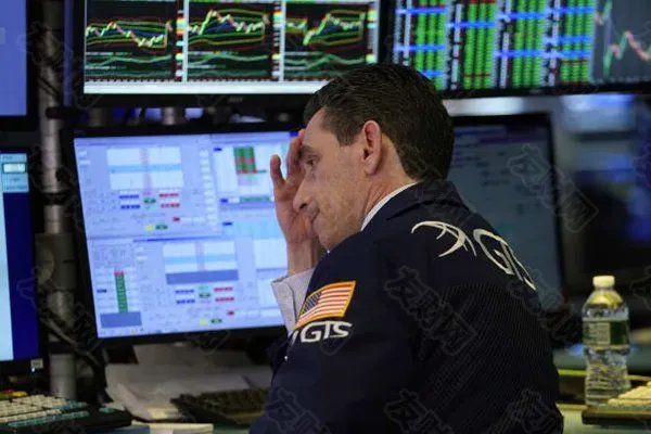 2021年美联储加息，是不是应该把股票卖了？