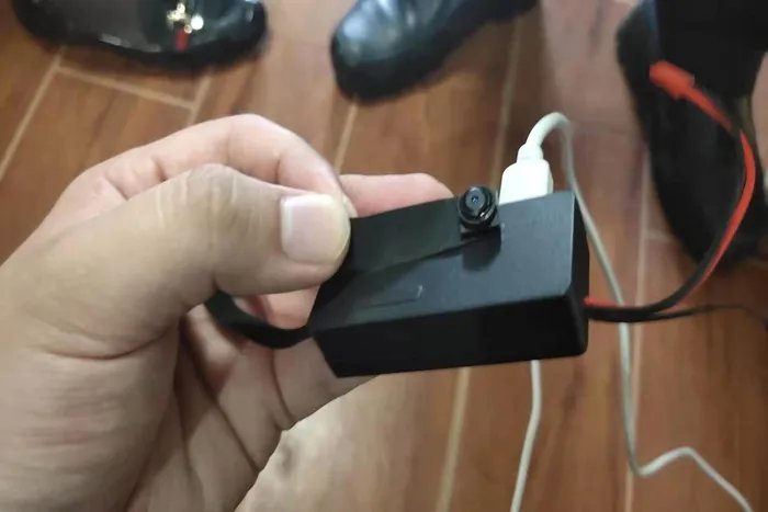 有酒店浴室挂钩暗藏摄像头，住酒店该如何保障自己的安全和隐私？