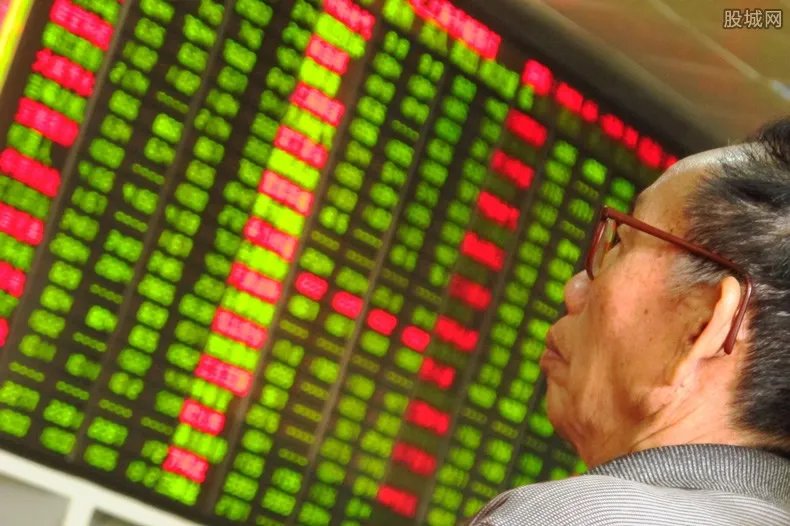 腾讯两天涨1500亿 马化腾因此成中国首富了?