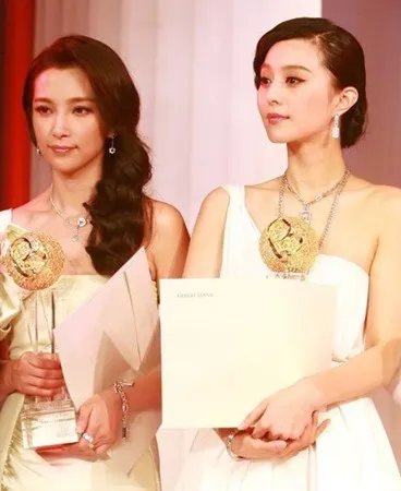 李冰冰与范冰冰谁漂亮   双冰真实关系大揭秘