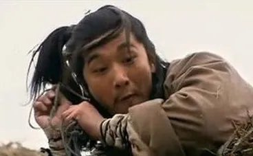 水浒传中白胜的绰号为什么叫做白日鼠?