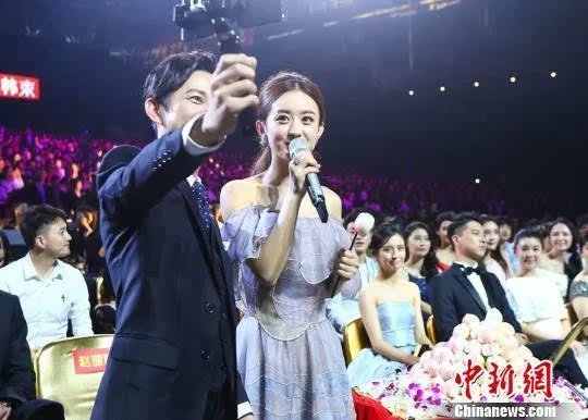 胡歌金鹰节获奖 双奖齐拿实力出众