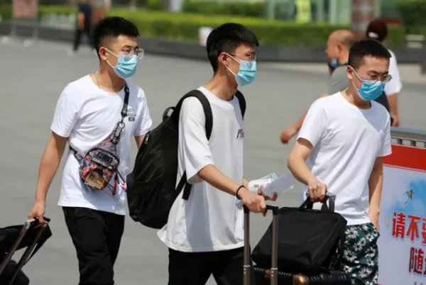 中国传媒大学500余人完成转运，进行集中隔离，本轮疫情呈现了哪些特点？