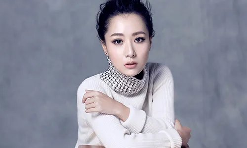 宁静看到白冰齐刘海的反应，这个发型真的不适合她吗？