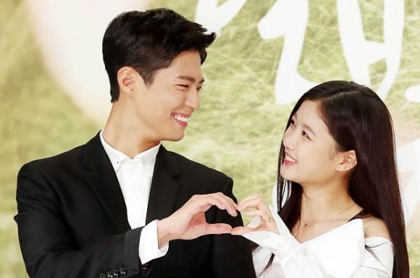 你认为男女之间暧昧与友谊的界限是什么？