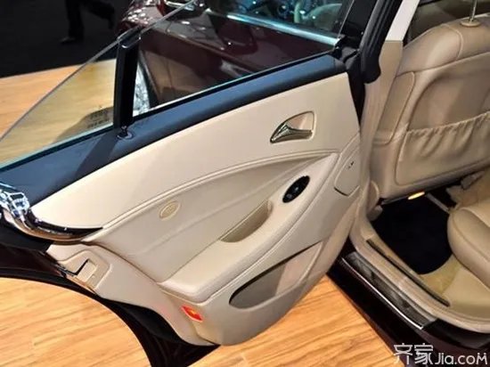 汽车门板怎么拆 汽车门板拆卸方法