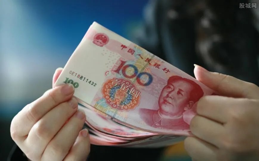 央行再次双降 揭央行降息降准对社会的影响