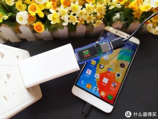 360GaN氮化镓快充充电器测评-功率大、体积小、充电快