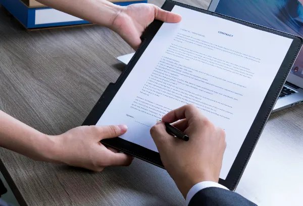 政协委员建议配偶有权查询另一方财产，实行此建议有什么好处？