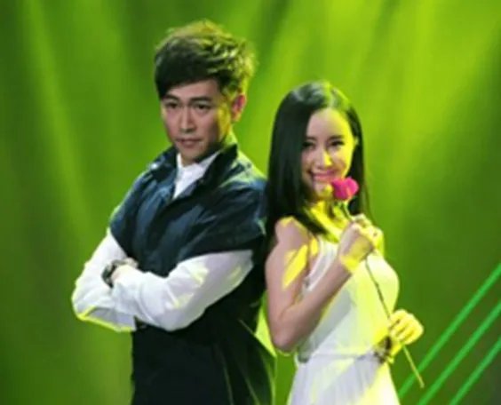 演员陈键锋女友舒畅曝光 揭秘其四段恋情