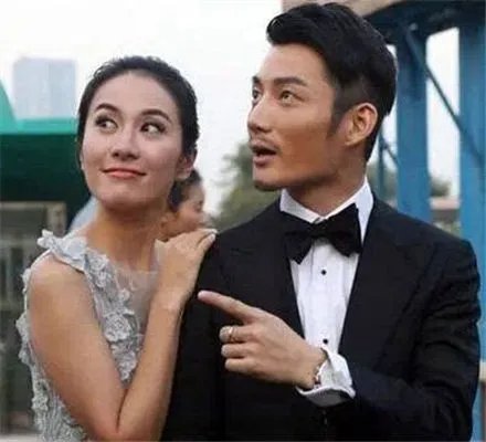 叶璇男友小默照片十分帅气 其是真被下降头了?