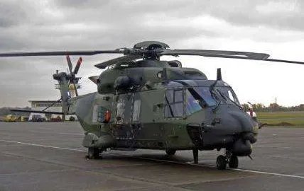 为何德直升机先后停飞？