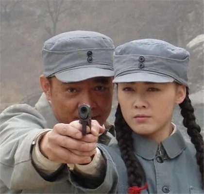 申军谊现任妻子是谁？ 老戏骨的感情生活大公开