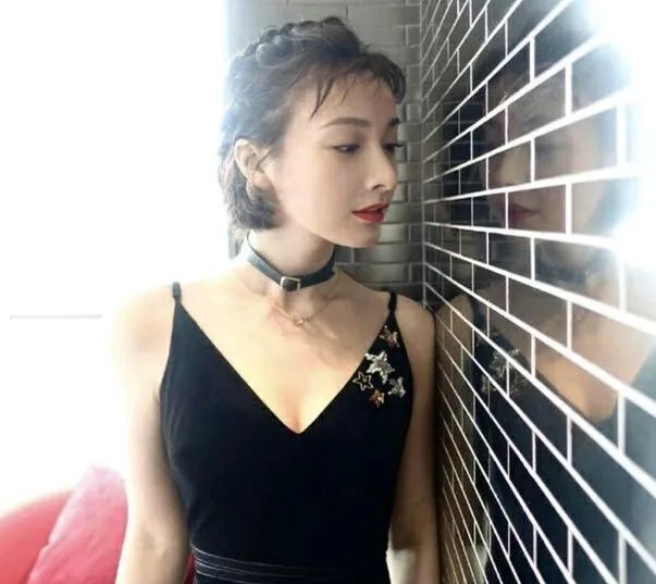 潘玮柏送吴昕项链的寓意是什么？