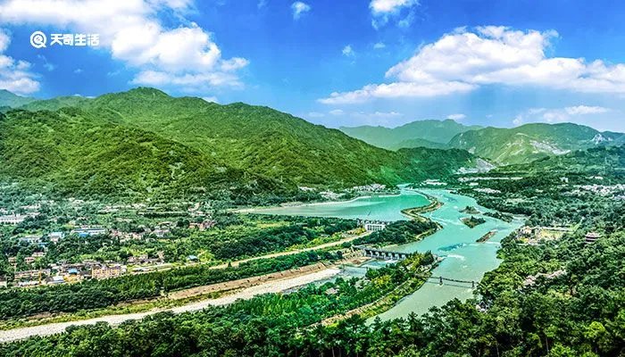 都江堰水利工程修建的年代是哪里什么时候