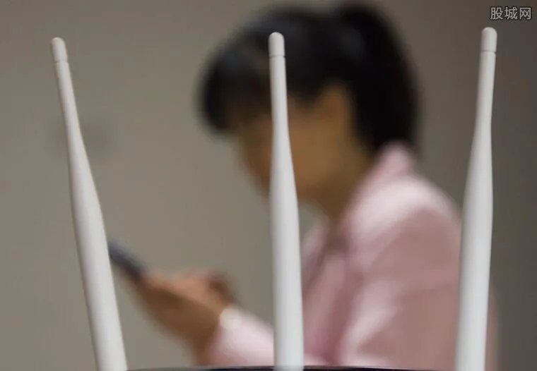 中国网民达8.29亿 惊人数据背后意味着什么