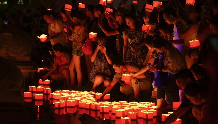 悼念刚离去的亲人句子有哪些