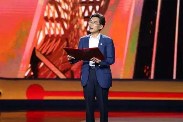 开学第一课什么时候播？