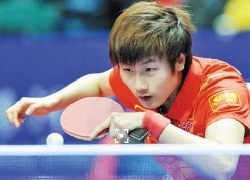 丁宁李晓霞不握手事件怎么回事 领奖台上拒绝握手原因