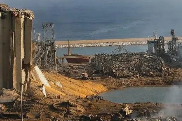 黎巴嫩首都贝鲁特发生爆炸的原因是什么？是今年的吗