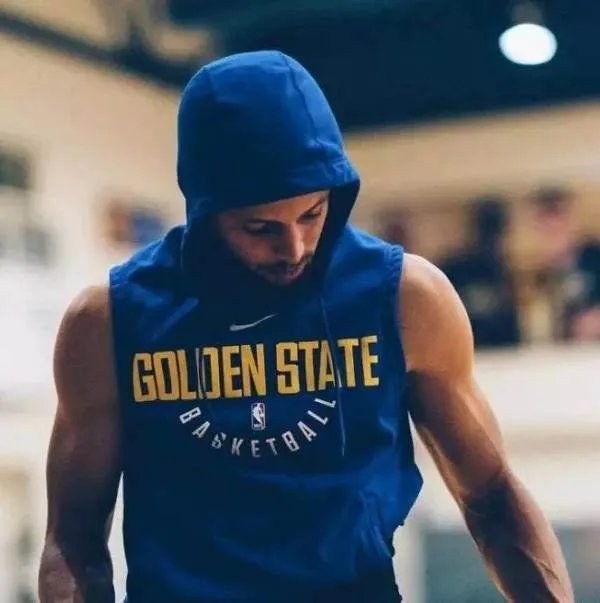 库里被下放到发展联盟了吗？