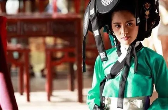 女主颜值高的韩国三级 身材好颜值高女主角