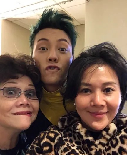 陈伟霆姐姐是谁呢？陈伟霆姐姐真容曝光！