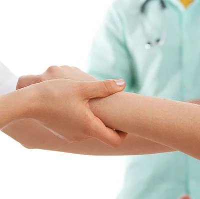 手臂抽脂术如何护理？