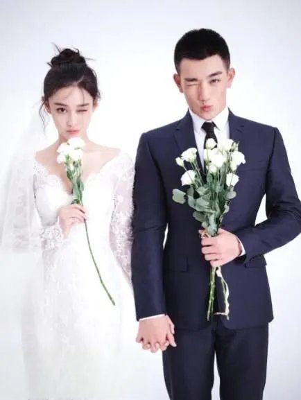 何捷教官微博清空隐情 网曝何捷是军三代父母不普通