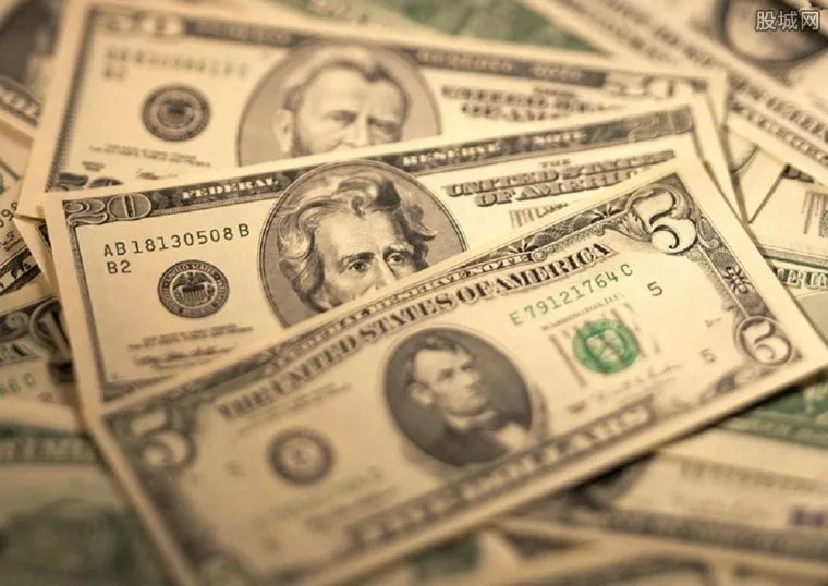 美元刷新三年低位 美元暴跌的原因终于曝光了