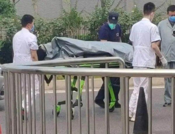 河南6人掉入面筋作坊物料罐身亡，6人是如何掉进去的?