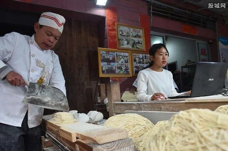 首次创业正常经营一年可享受补贴 农民工创业有优惠