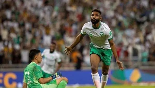 12强赛国足2-3惜败沙特,这场比赛到底输在了哪儿?