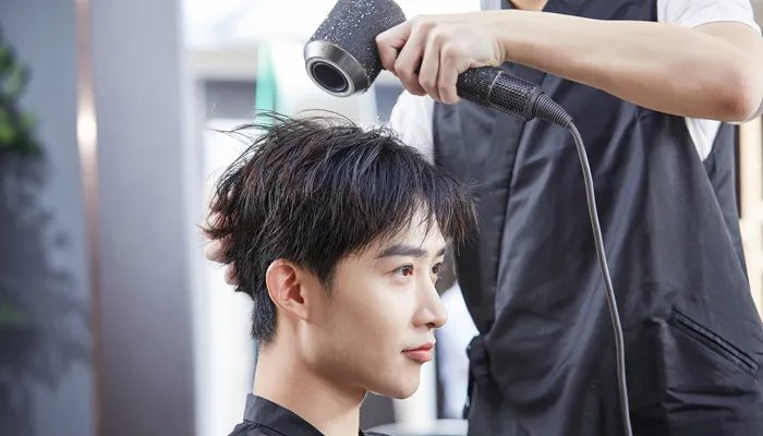 什么是莫西干发型