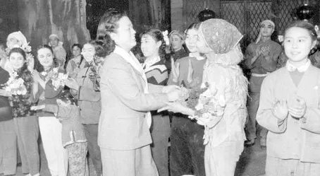 外交部哀悼日本第一代白毛女喜儿扮演者,松山树子出演过哪些作品?