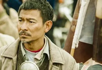 《失孤》原型不愿离开养父母，律师指出：有养育之恩仍是犯罪，你怎么看？