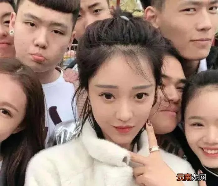 小伊伊只排第二仙洋首... 仙洋睡小伊伊图片