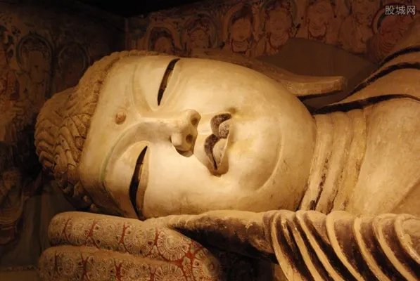 莫高窟恢复开放 全国医护人员凭相关证件免费