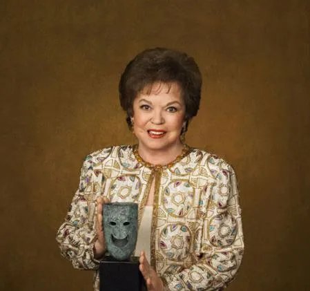 秀兰邓波儿老年照片合集 85载人生四次起伏