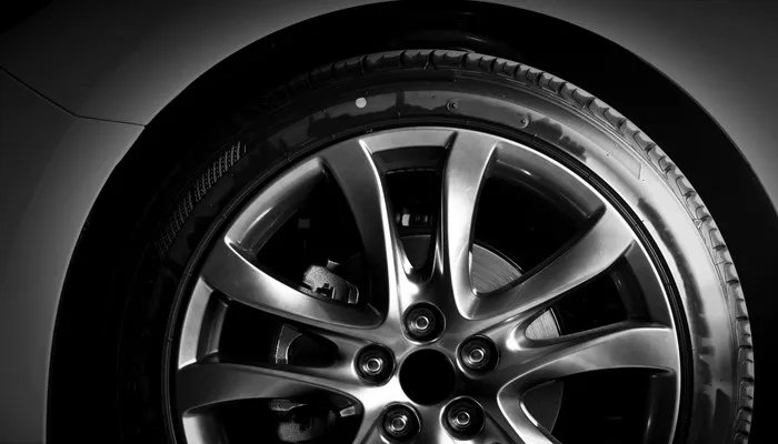 珍珠漆和金属漆的区别 珍珠漆和金属漆有哪些区别