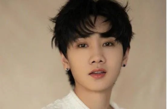 汪苏泷自爆单身是怎么回事 汪苏泷和靳梦佳是什么关系