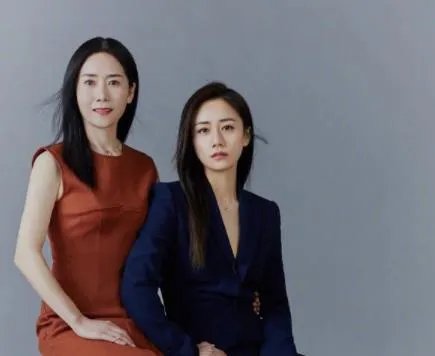 刘芸晒妈妈照片被辱骂之后怒怼网友，刘芸妈妈是演员吗