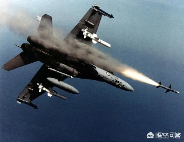 美国的国民警卫队和军队有何具体区别？