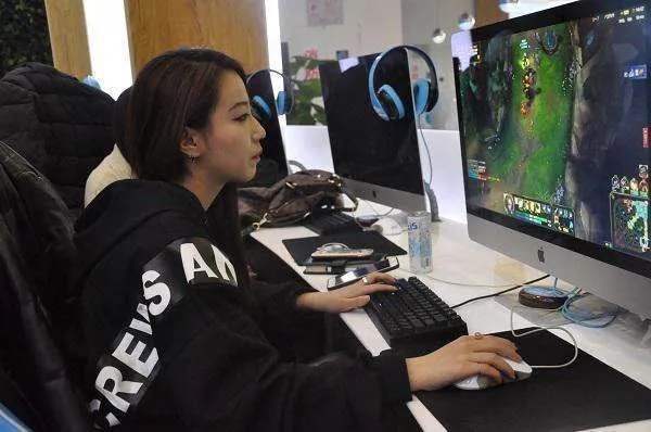 不适合结婚的女人特征 这四类女人娶不得