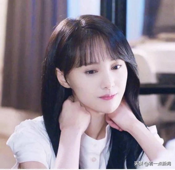 凭借偶像剧走红的郑爽说自己不想演偶像剧，对此你怎么看？