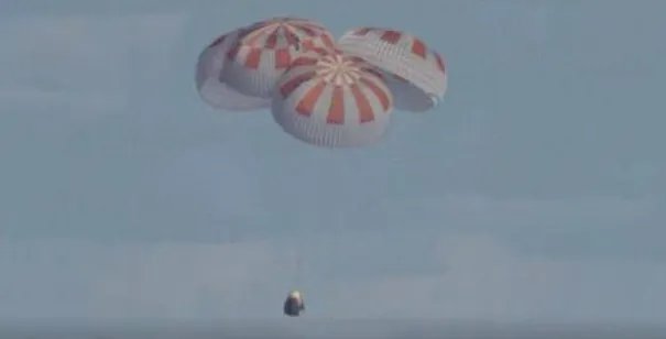 SpaceX龙飞船载宇航员什么时候返回地球的？